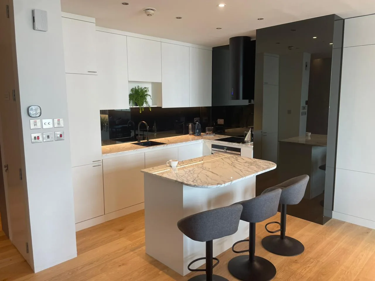 Private Apartment · Index Tower — 2